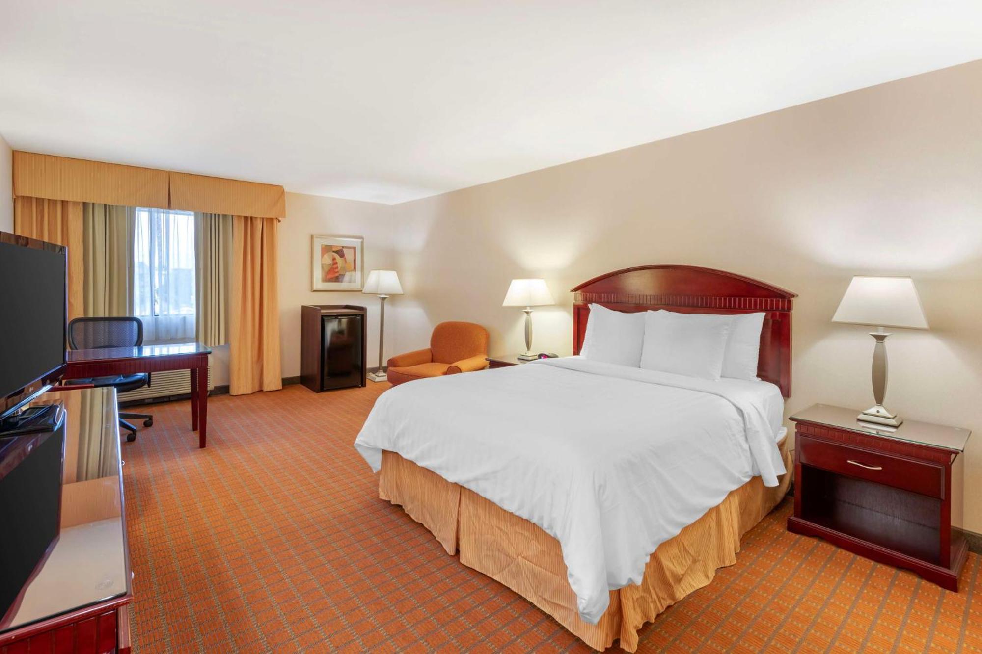Best Western Plus West Covina Inn Eksteriør bilde